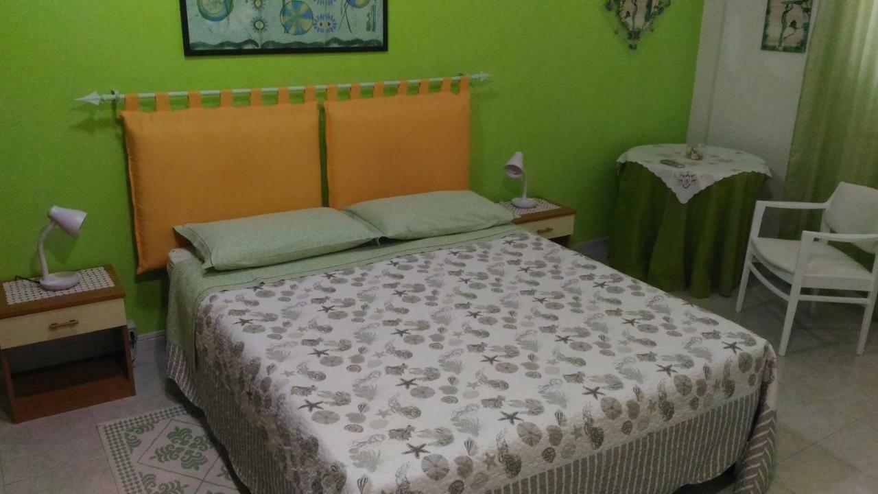 B&B Margherita Calasetta Eksteriør billede